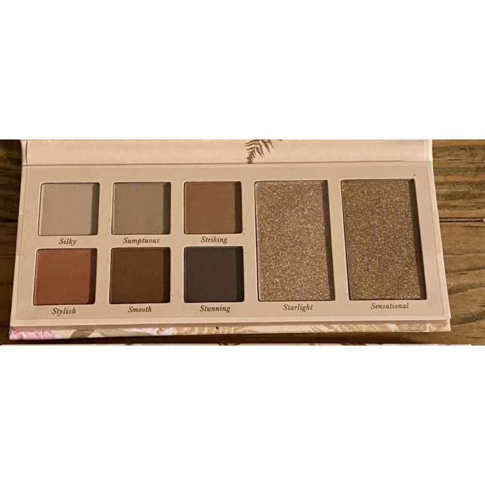 Laura Geller Lauras Essentials Eyeshadow Palette Soft Satins Neutral Glow Makeup